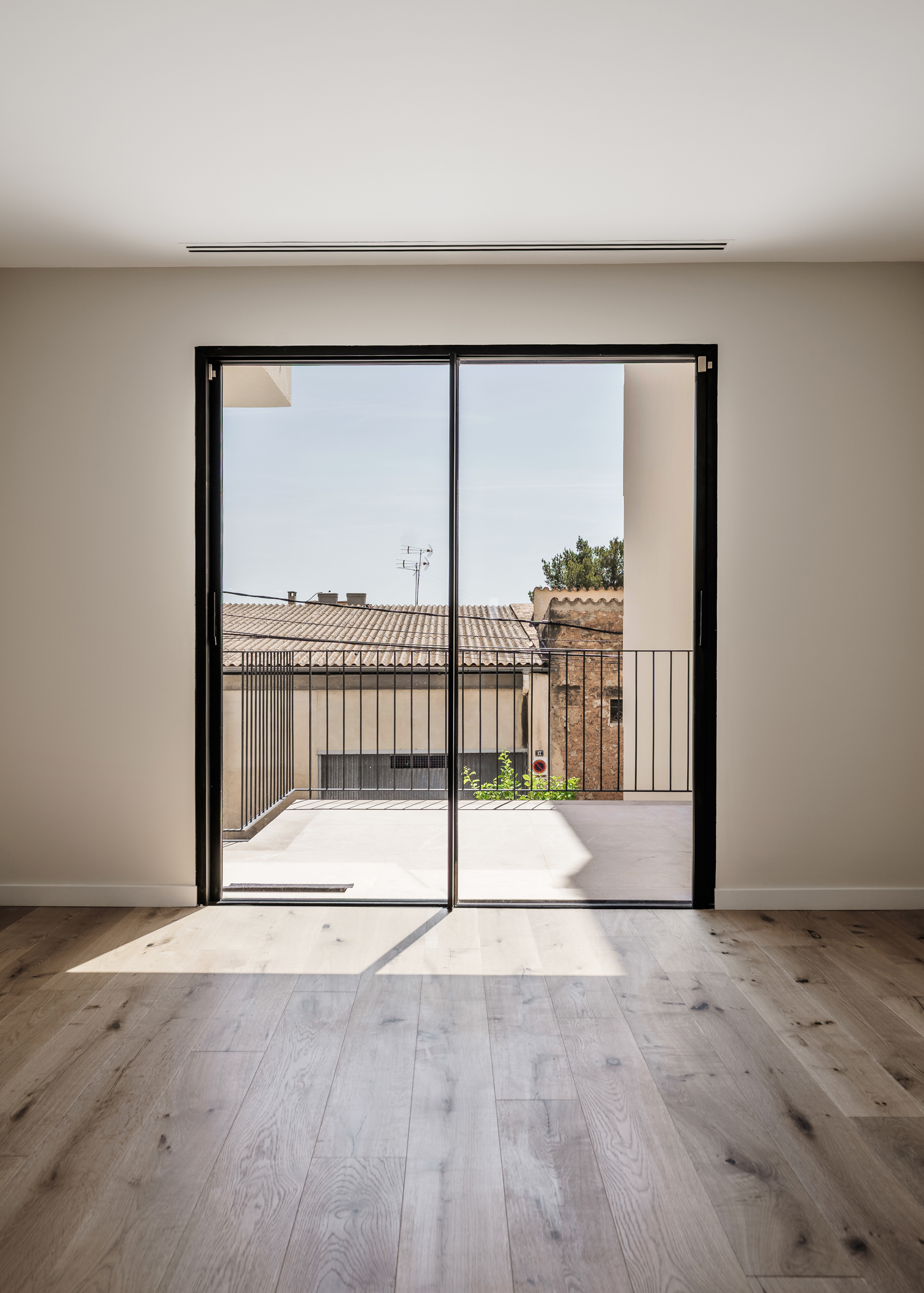 Newly renovated sea view house in Genova 6