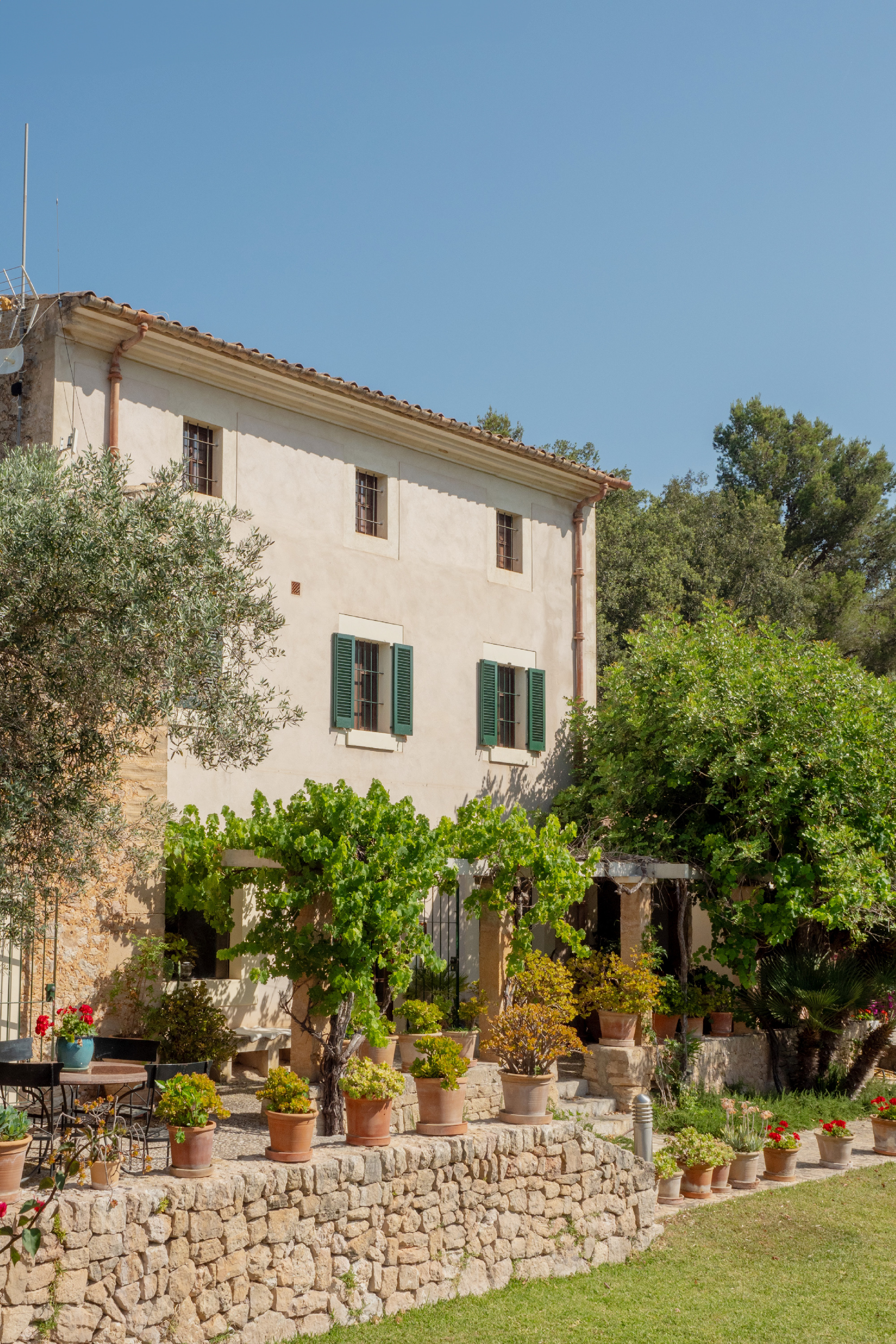 Stunning finca with guest houses in Pollensa 33