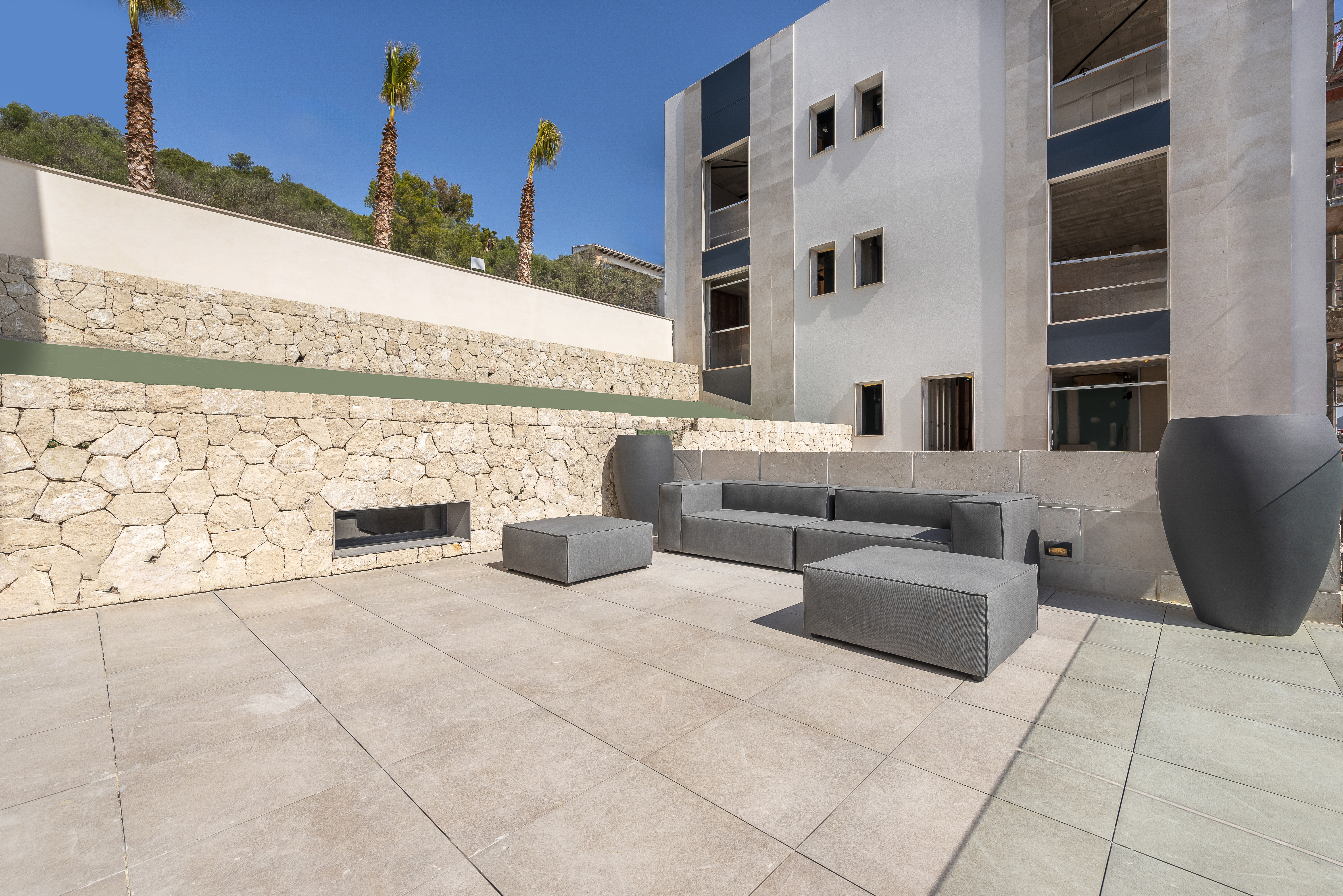 Exclusive penthouse in Santa Ponsa with private rooftop pool, sea views & luxury finishes 33