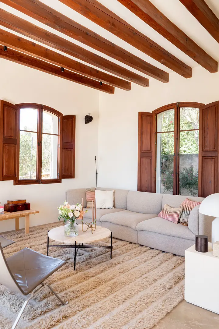 Reformed house with captivating views in Palma 2