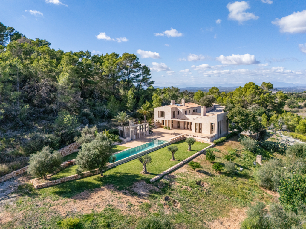 finca close to Felanitx