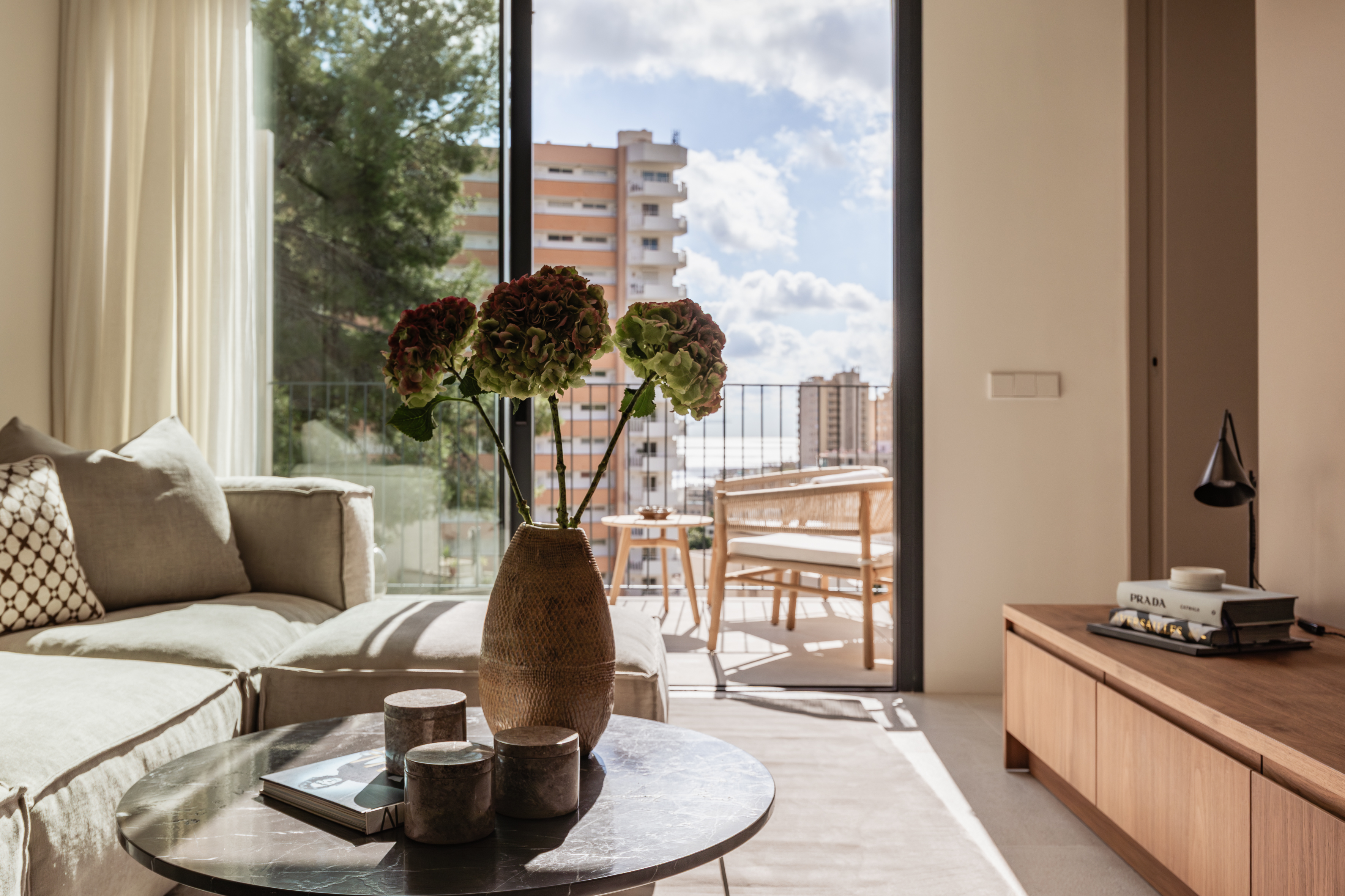 Penthouse with pool in Cala Major