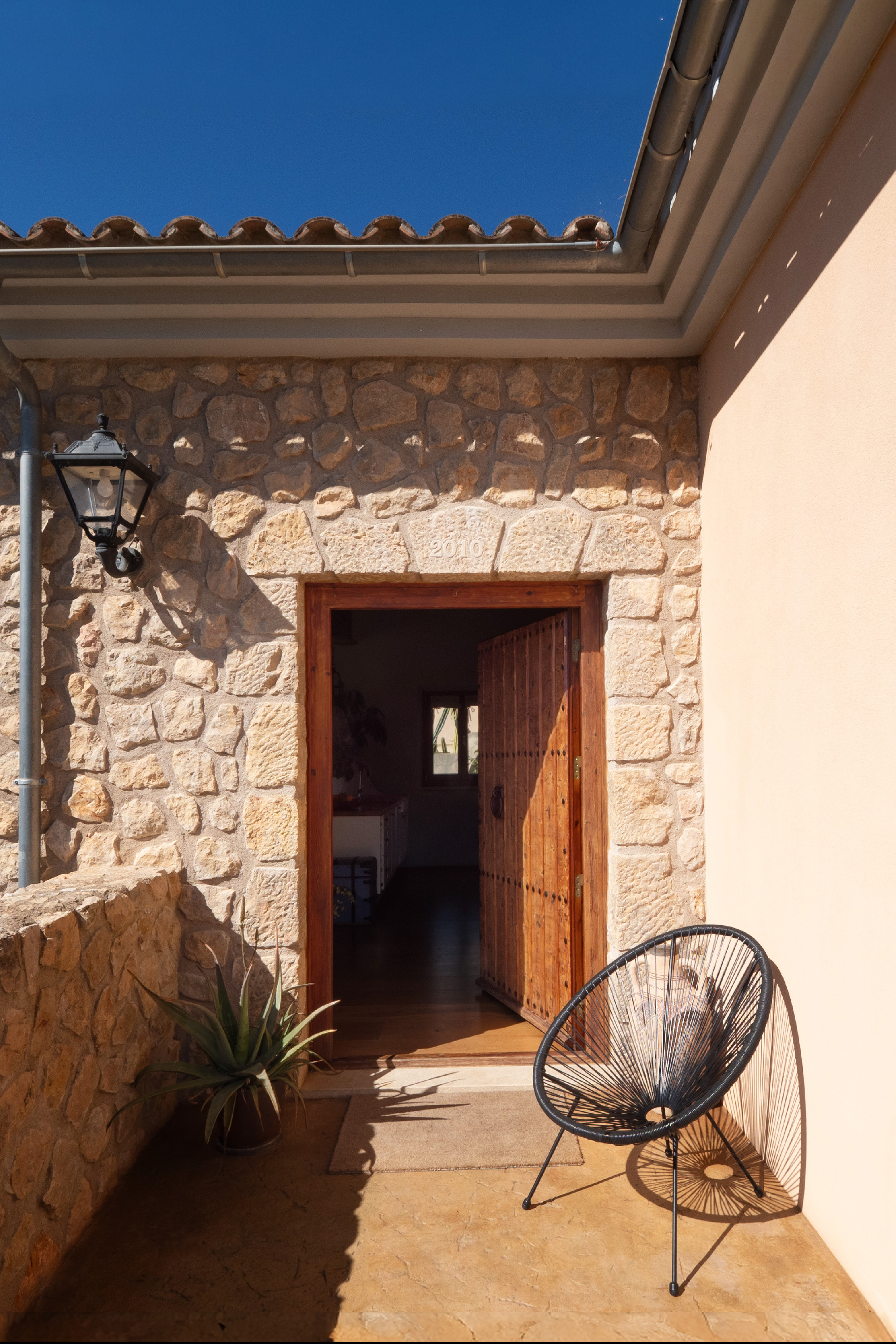 Detached house with pool and garden in Puigpunyent