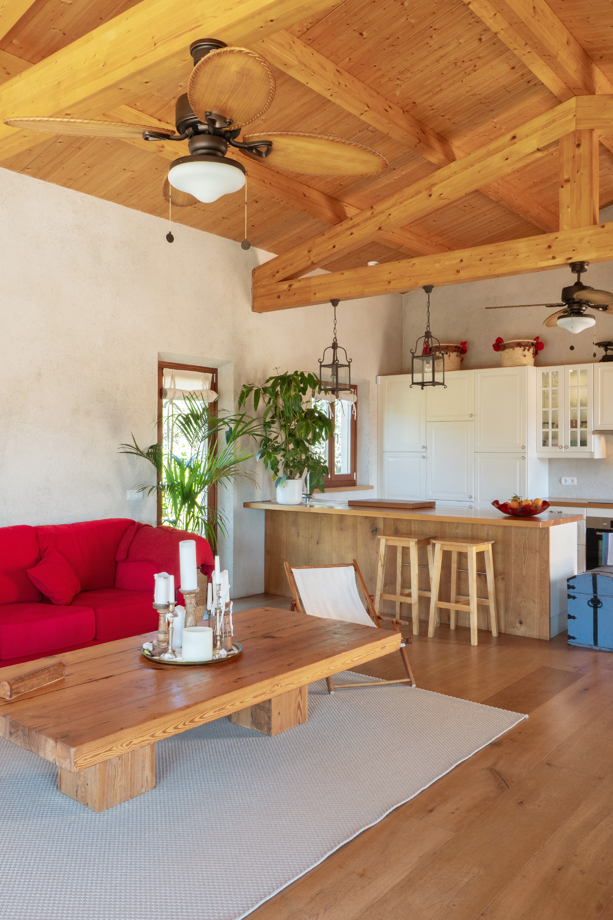 Detached house with pool and garden in Puigpunyent